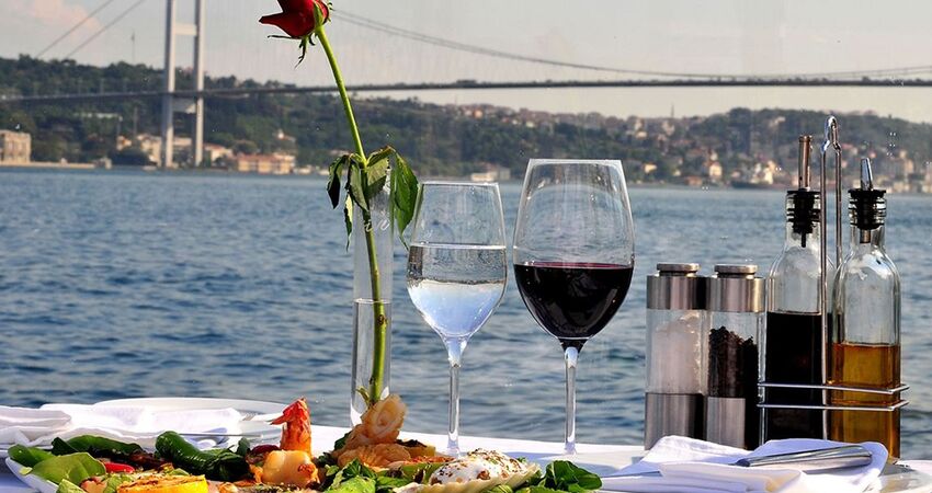 Turkish Night on The Bosphorus