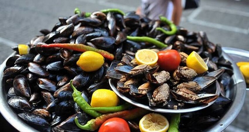 Istanbul Street Food (walking) Tour 