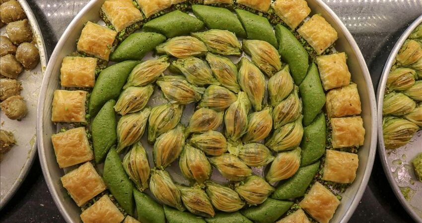 Istanbul Street Food (walking) Tour 