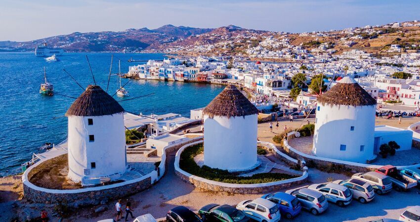 Island Hopping – Discover the Greek Islands (C) 