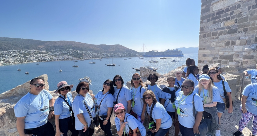 Island Hopping – Discover the Greek Islands (A)